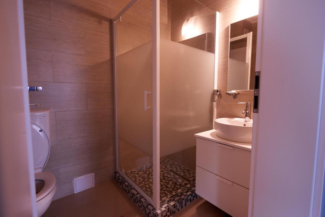 Atlantis Apartment Năvodari Exteriör bild