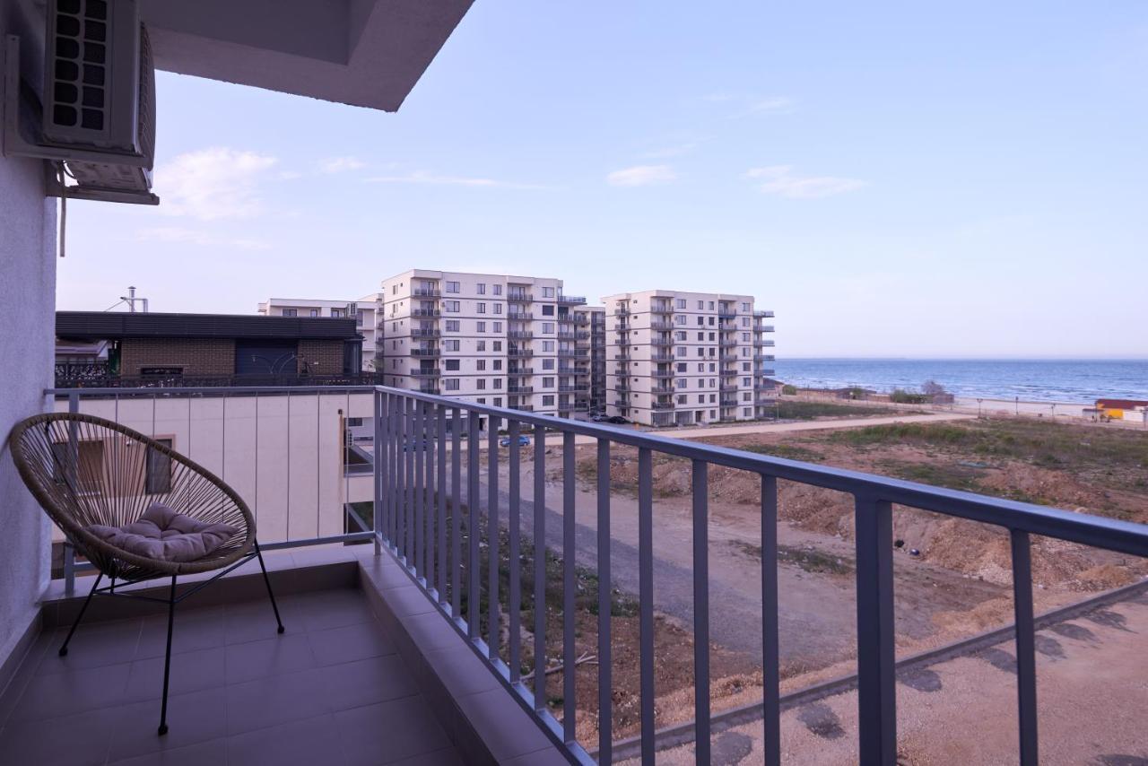 Atlantis Apartment Năvodari Exteriör bild